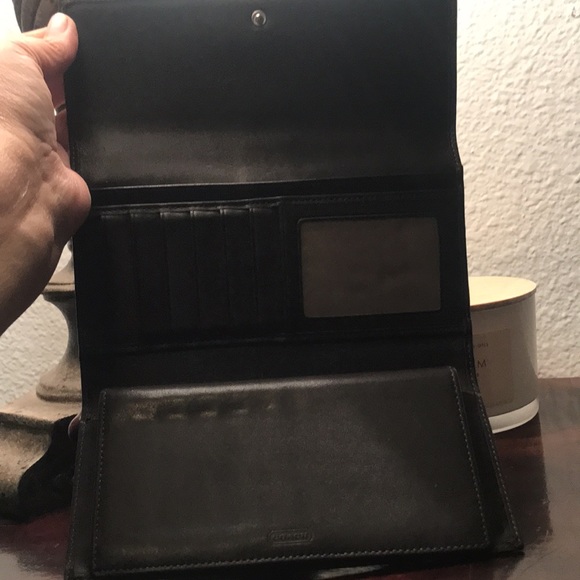 Coach Soho Wallet - Picture 2 of 6